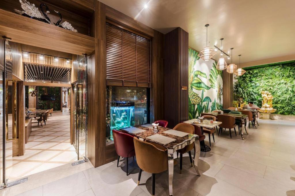 Sunflower Cbq Hotel Ho-Chi-Minh-Stadt Exterior foto